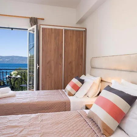 Dimitris * 凯法米洛斯