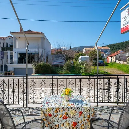 Dimitris * 凯法米洛斯