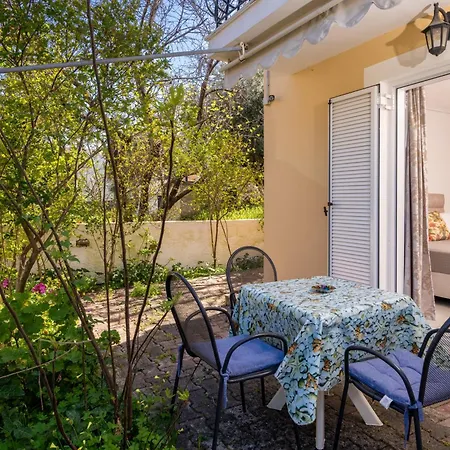 Dimitris Karavómilosz